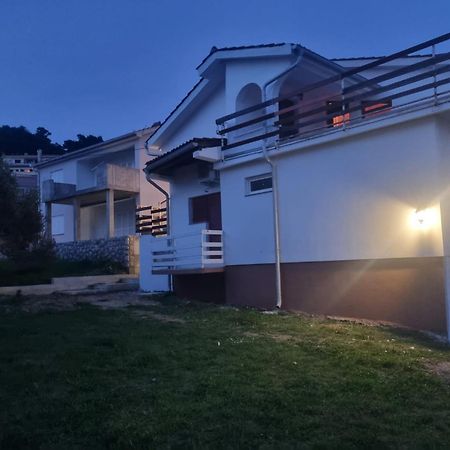 Apartmani Rab - Adrijana & Aleksandra Banjol Exterior foto