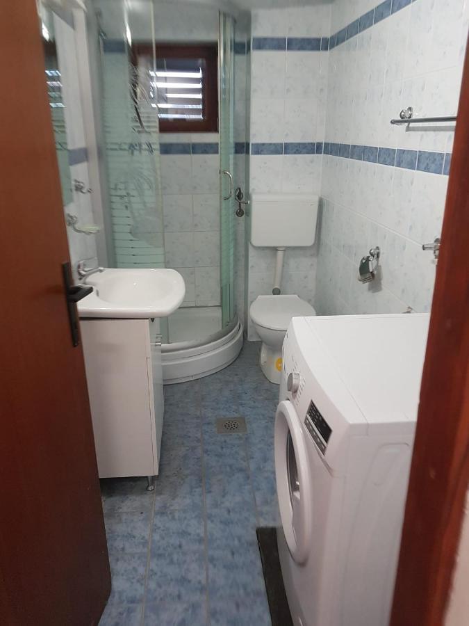 Apartmani Rab - Adrijana & Aleksandra Banjol Exterior foto