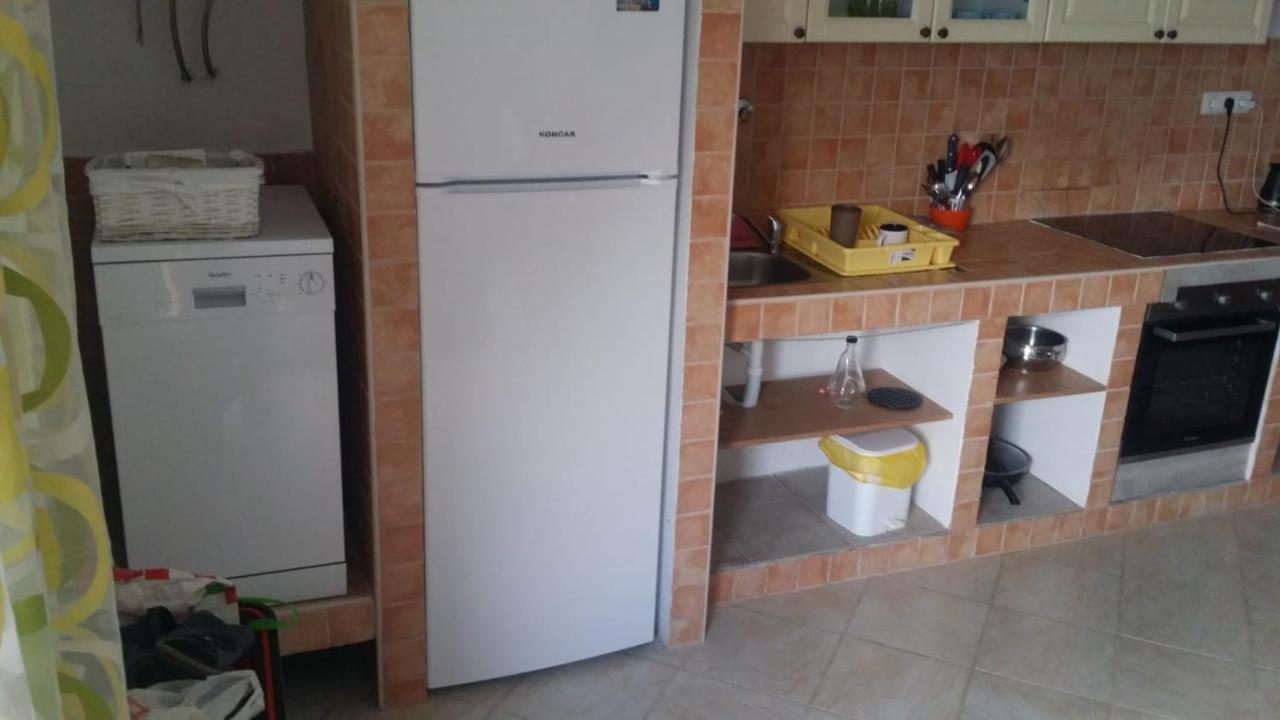 Apartmani Rab - Adrijana & Aleksandra Banjol Exterior foto